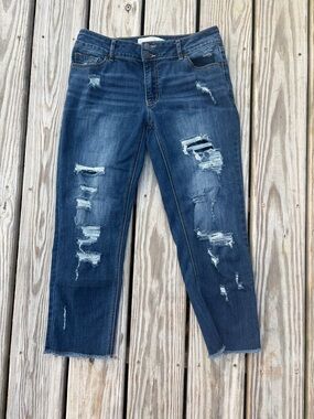 Cato Mid Rise Straight Distressed Raw Hem Women's size 6 Dark Blue Denim Jeans